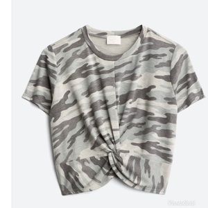 Dee Elly Camo Crop-Top